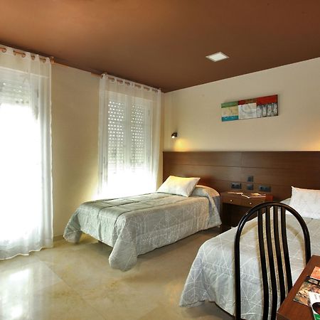 Hotel Navarro Ciudad Real Bagian luar foto