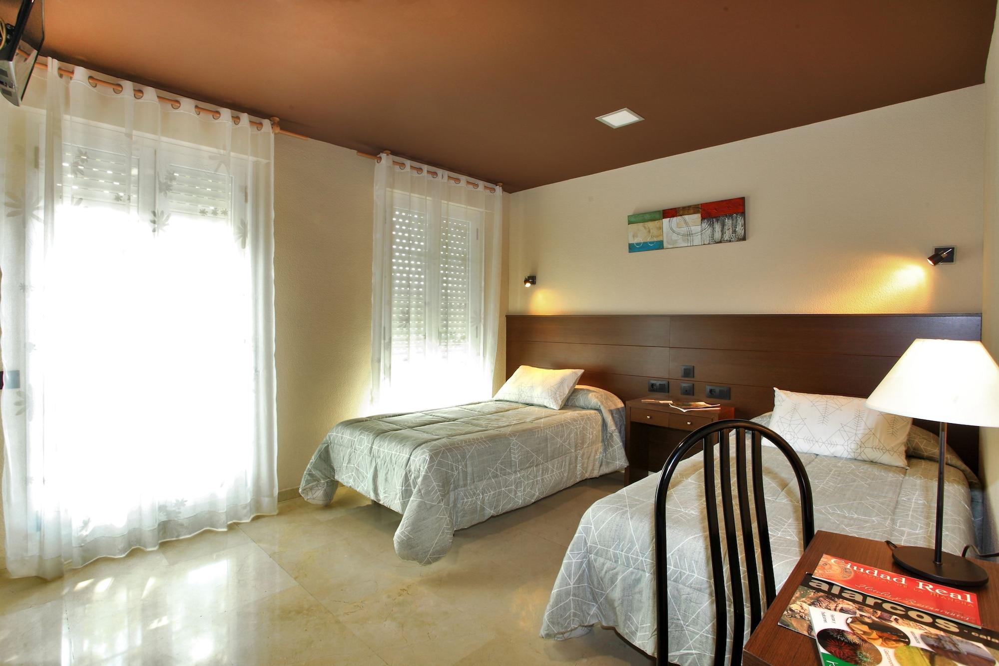 Hotel Navarro Ciudad Real Bagian luar foto